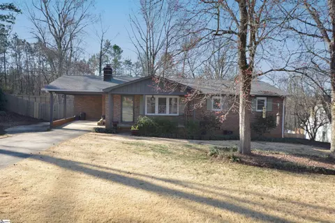 1202 Tall Oaks Cir, Piedmont, SC 29673