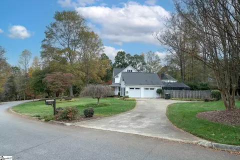 Exterior - 101 Yorkshire Ct, Easley, SC 29642 photo 8 of 9