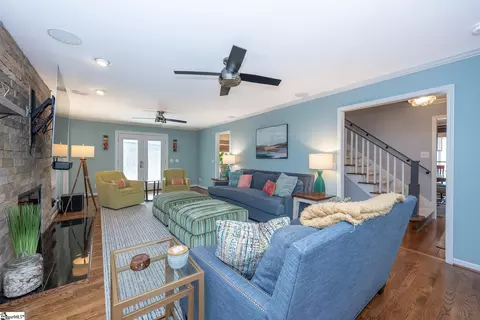 Living - 101 Yorkshire Ct, Easley, SC 29642 photo 1 of 1