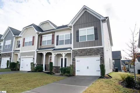 610 Springbranch Dr, Simpsonville, SC 29680