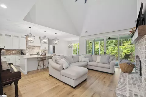 400 Cedar Creek Rd, Sunset, SC 29685 photo 9