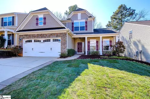 102 Circle Grove Ct, Greer, SC 29650