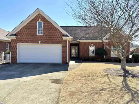 405 Redspire Dr, Greenville, SC 29617