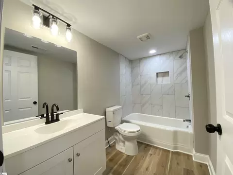 Bath - 403 W C Ave, Easley, SC 29640 photo 1 of 1