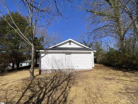 Exterior - 403 W C Ave, Easley, SC 29640 photo 4 of 10