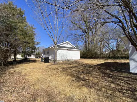 Exterior - 403 W C Ave, Easley, SC 29640 photo 5 of 10