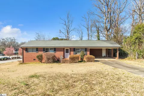116 Birchwood Dr, Greenville, SC 29605
