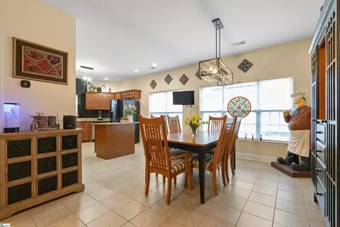 412 Congaree Rd, Roebuck, SC 29376 photo 9