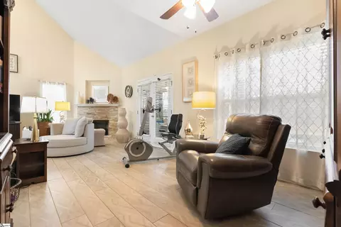 412 Congaree Rd, Roebuck, SC 29376 photo 8