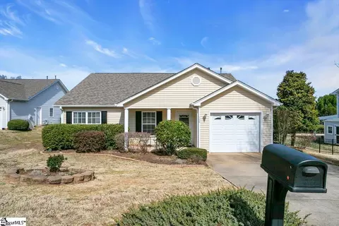 108 Hickory Valley Cir, Taylors, SC 29687