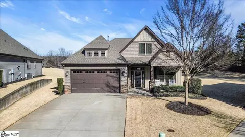 111 Shapton Ln, Greenville, SC 29615