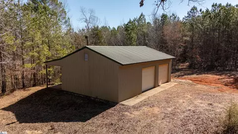 21453 E 72 Hwy, Clinton, SC 29325