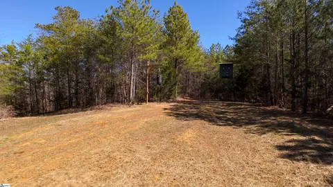 21453 E 72 Hwy, Clinton, SC 29325 photo 4