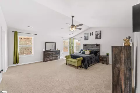 Bedroom - 27 Oak Edge Ln, Greer, SC 29651 photo 1 of 5