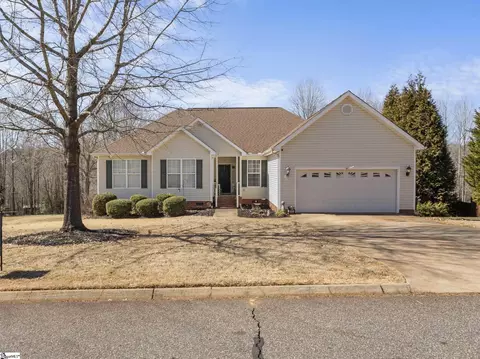 145 Brooke Lee Cir, Taylors, SC 29687