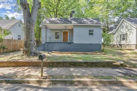 3 Cardwell St, Greenville, SC 29605
