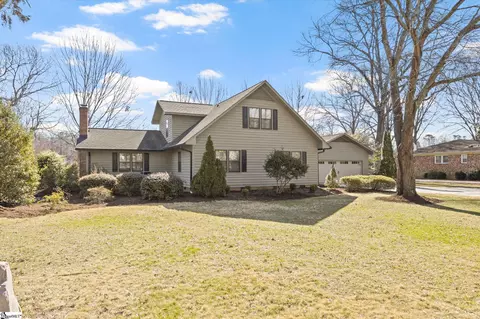 220 Shannon Lake Cir, Greenville, SC 29615