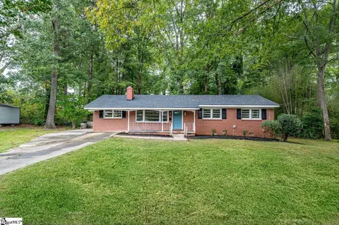 26 Cahu Dr, Taylors, SC 29687