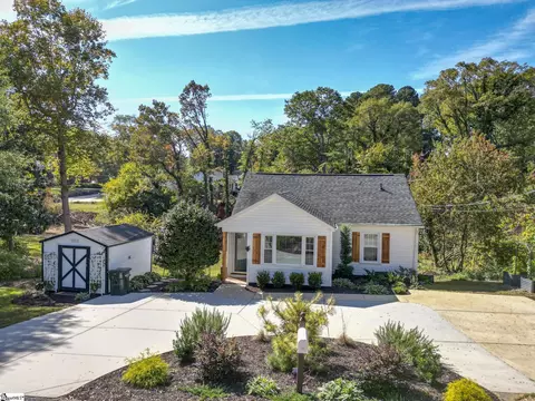 101 Oak Cir, Easley, SC 29640