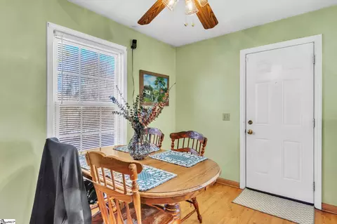 Entry Way - 922 Smith Grove Rd, Easley, SC 29640 photo 3 of 3