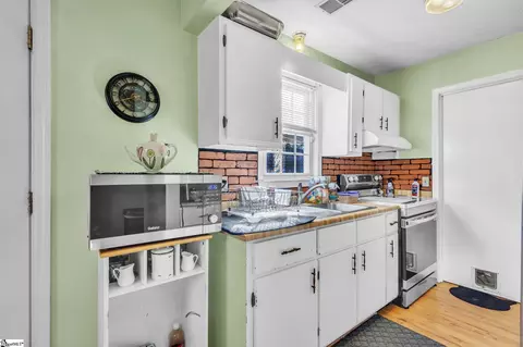 Kitchen - 922 Smith Grove Rd, Easley, SC 29640 photo 1 of 2