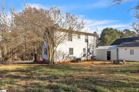 Exterior - 922 Smith Grove Rd, Easley, SC 29640 photo 3 of 3