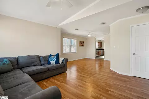350 Lynch Ln, Seneca, SC 29678 photo 17