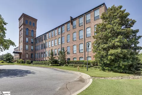 400 Mills Ave #111, Greenville, SC 29605