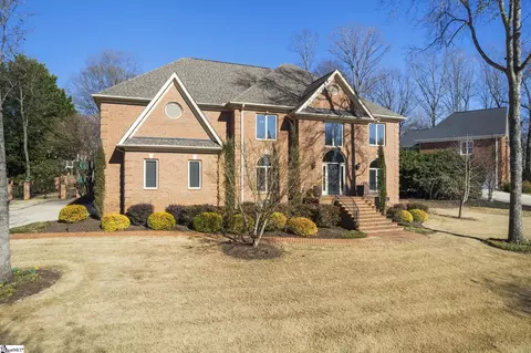 204 Waterford Ln, Greer, SC 29650