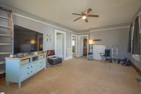 Living - 208 S 7th St, Easley, SC 29640 photo 1 of 3