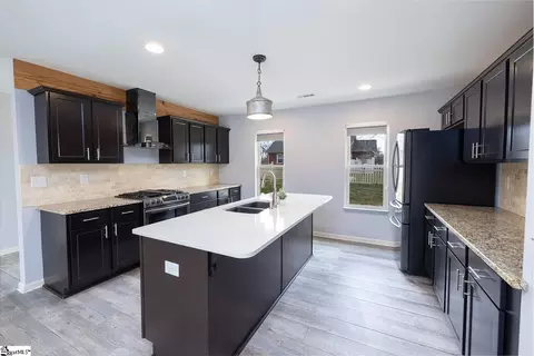 607 Issaqueena Trl, Central, SC 29630 photo 12