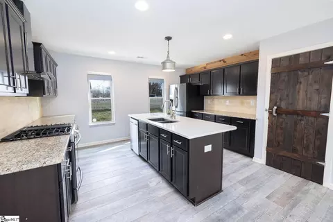 607 Issaqueena Trl, Central, SC 29630 photo 11