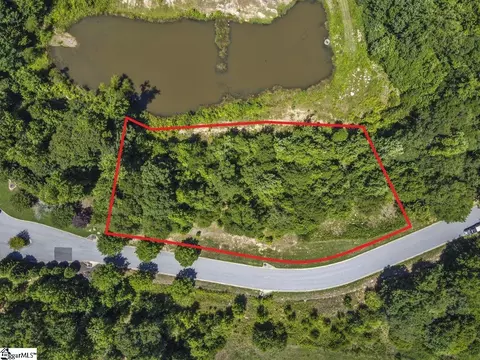 20 Modesto Ln, Simpsonville, SC 29681