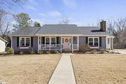 109 Hancock Ln, Greer, SC 29650