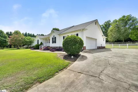1710 Old Pendleton Rd, Easley, SC 29642 photo 3