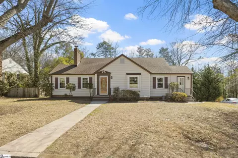 110 Ridgecrest Dr, Greenville, SC 29609