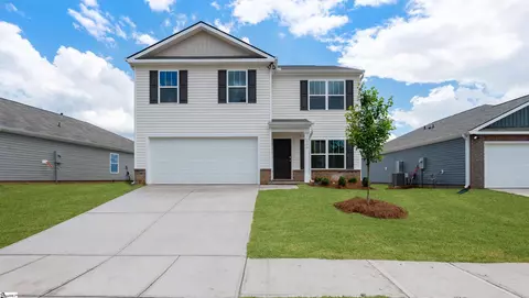 209 Roocroft Ct, Fountain Inn, SC 29644