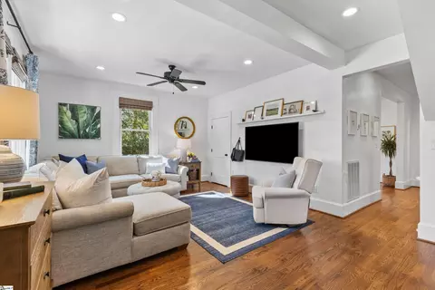 106 Smythe St, Greenville, SC 29611