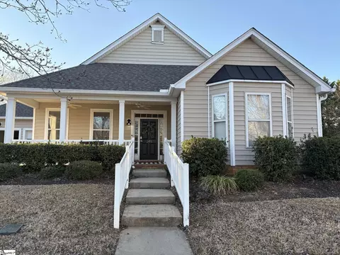 345 Surrywood Dr, Greenville, SC 29607