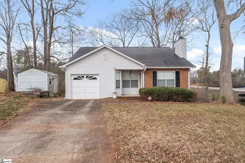 2 Ridgeside Ct, Greenville, SC 29617