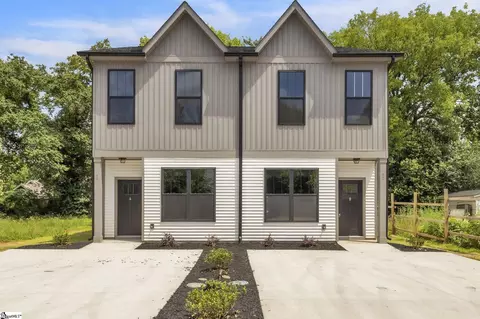 17 Scott St, Greenville, SC 29611