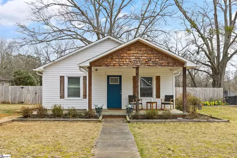 215 Nalley St, Easley, SC 29640
