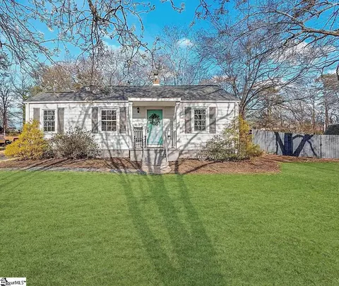 109 Winthrop Ave, Greenville, SC 29607