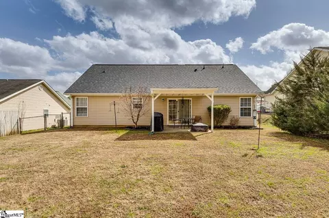 Exterior - 720 White Cloud Dr, Lyman, SC 29365 photo 5 of 8