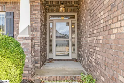 61 Border Ave, Simpsonville, SC 29680 photo 2