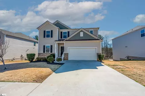 316 Jones Peak Dr, Simpsonville, SC 29681