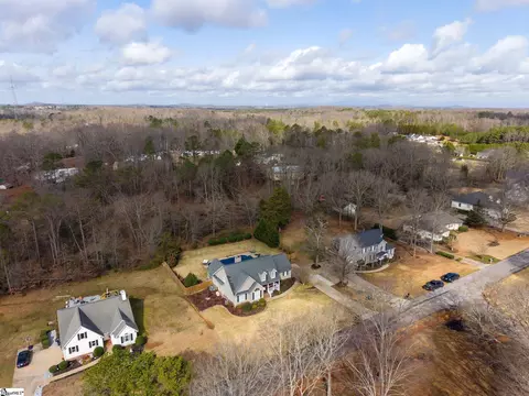 200 Camperdown Ct, Easley, SC 29642 photo 2