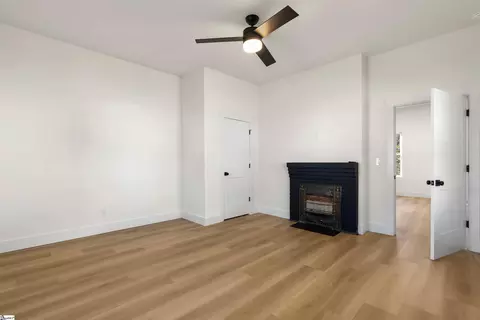 6 10th St, Greer, SC 29651 photo 19