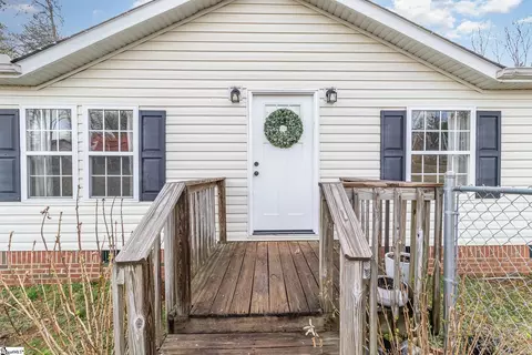 3639 Pennington Rd, Greer, SC 29651 photo 2