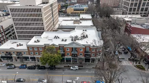 10 E Washington St UNIT 2J, Greenville, SC 29601